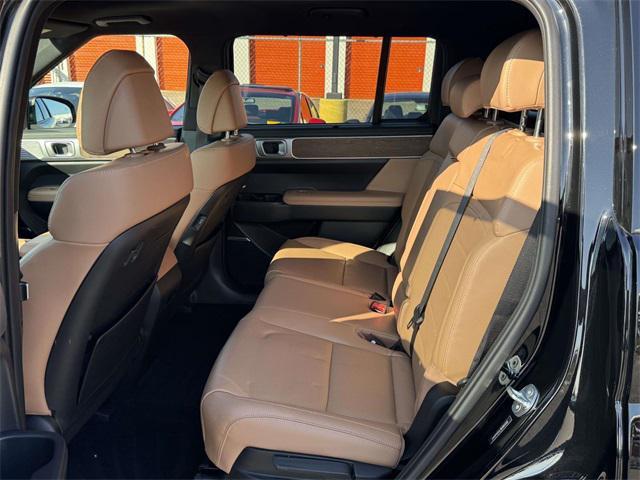 used 2024 Hyundai Santa Fe car, priced at $34,977