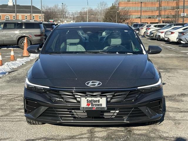 new 2025 Hyundai Elantra HEV car, priced at $31,185