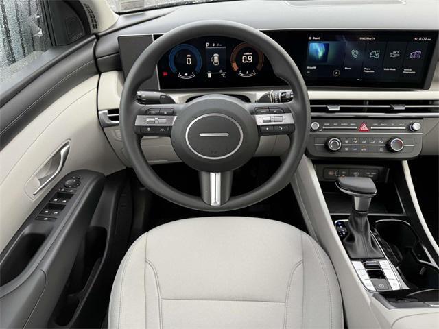 new 2025 Hyundai Tucson car, priced at $29,035