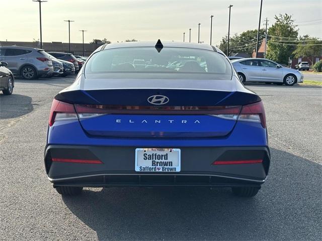 new 2024 Hyundai Elantra car, priced at $22,409