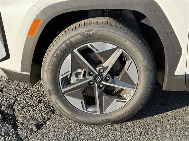 new 2025 Hyundai TUCSON Hybrid car, priced at $37,655