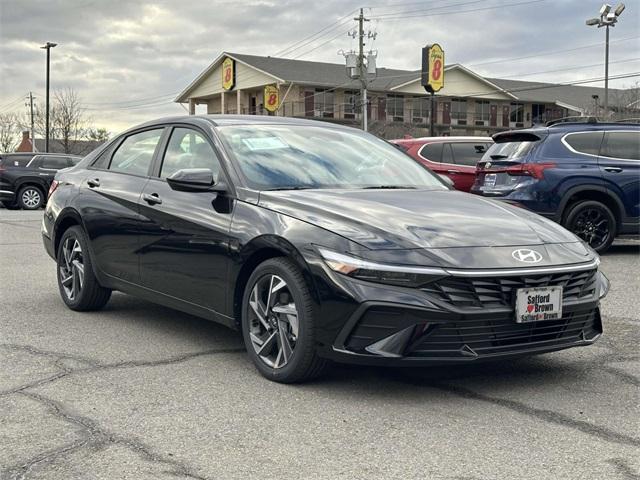 new 2025 Hyundai Elantra car, priced at $22,955