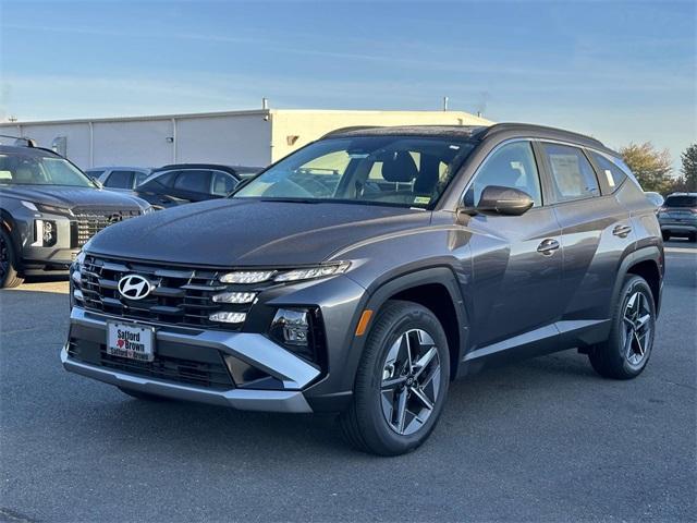 new 2025 Hyundai Tucson Hybrid car, priced at $38,065