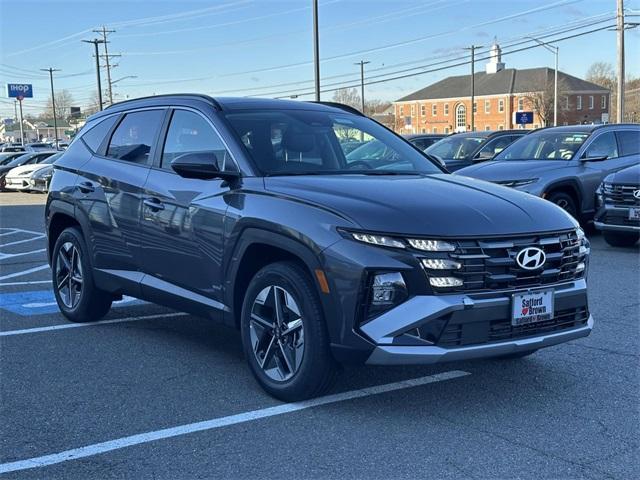 new 2025 Hyundai Tucson Hybrid car, priced at $38,350