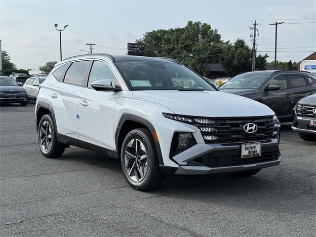 new 2025 Hyundai TUCSON Hybrid car, priced at $37,750