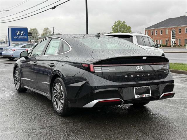 new 2025 Hyundai Sonata Hybrid car, priced at $38,710
