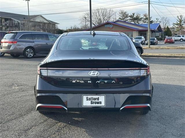 new 2025 Hyundai Sonata car, priced at $32,510