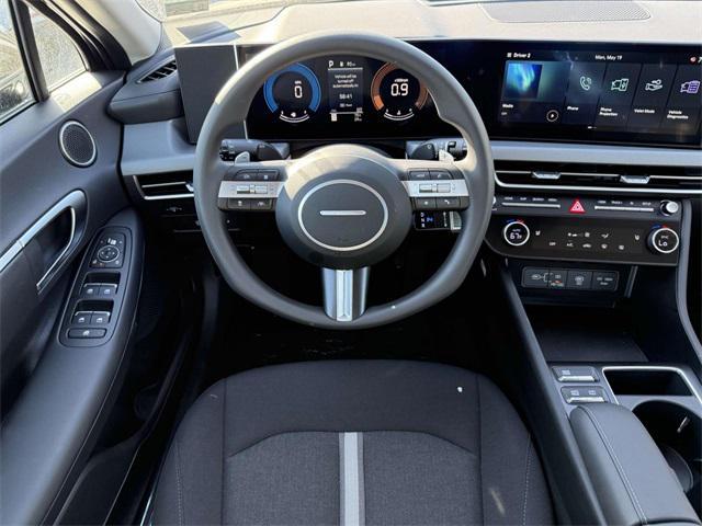 new 2025 Hyundai Sonata car, priced at $30,288