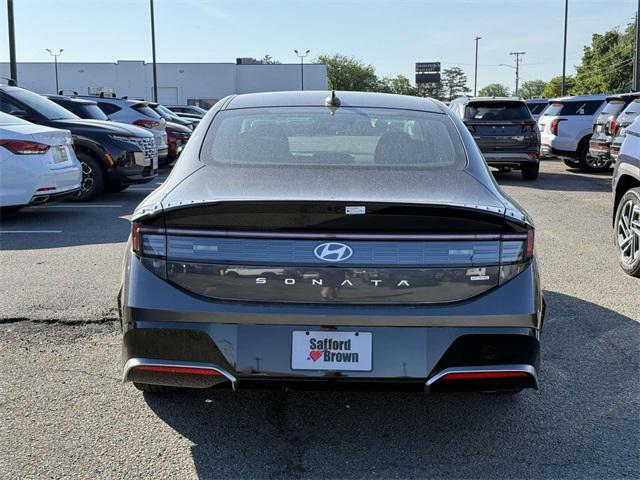 new 2025 Hyundai Sonata car, priced at $30,288