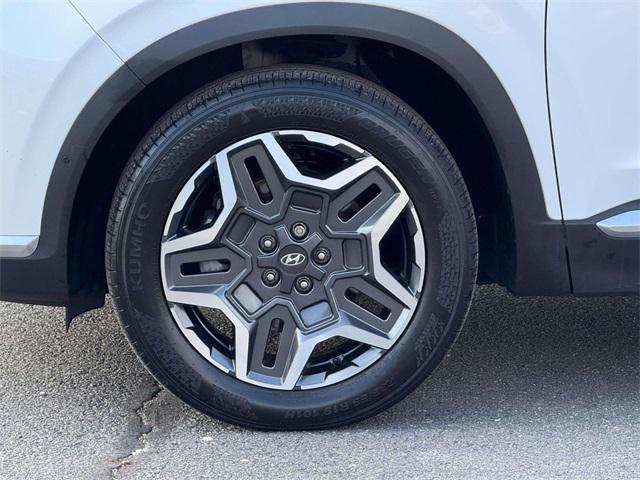 used 2022 Hyundai Santa Fe car, priced at $17,539