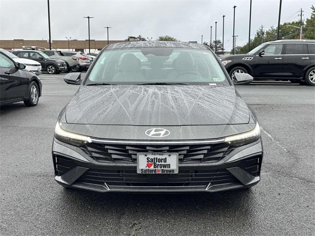 new 2025 Hyundai Elantra car, priced at $31,110