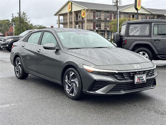 new 2025 Hyundai Elantra car, priced at $31,110