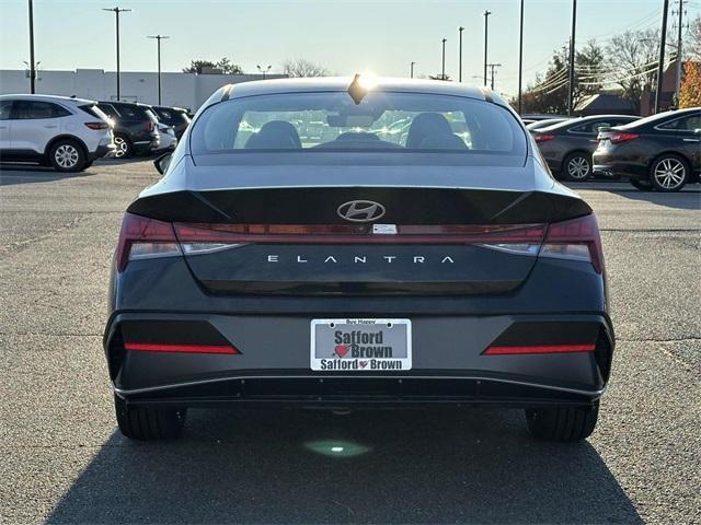 new 2025 Hyundai Elantra car, priced at $27,280