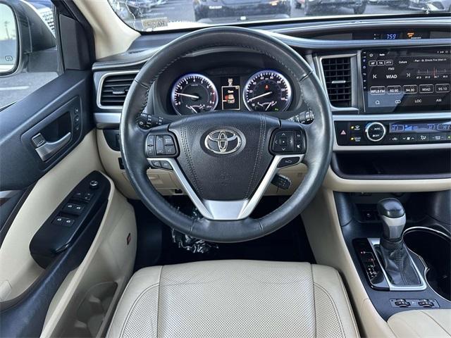 used 2016 Toyota Highlander car, priced at $18,975