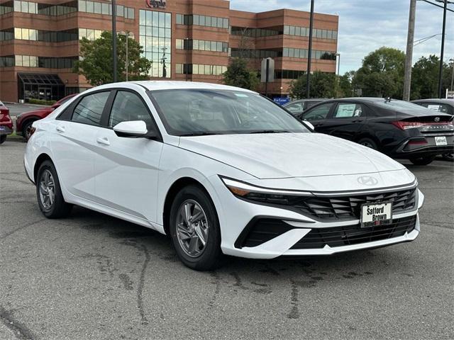 new 2024 Hyundai Elantra car, priced at $22,532