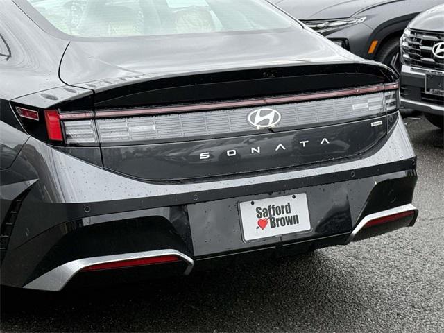 new 2025 Hyundai Sonata Hybrid car, priced at $37,555