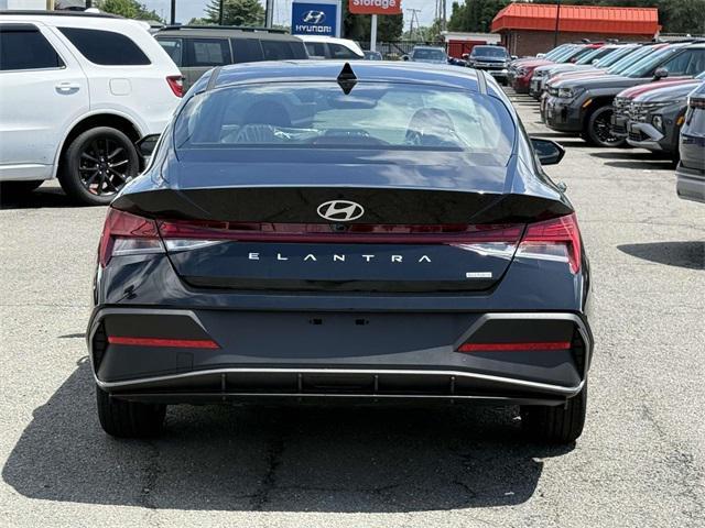 new 2025 Hyundai ELANTRA HEV car, priced at $25,780