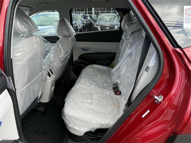 new 2025 Hyundai TUCSON Hybrid car, priced at $34,900