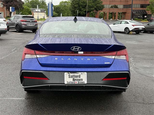 new 2025 Hyundai Elantra car, priced at $30,325