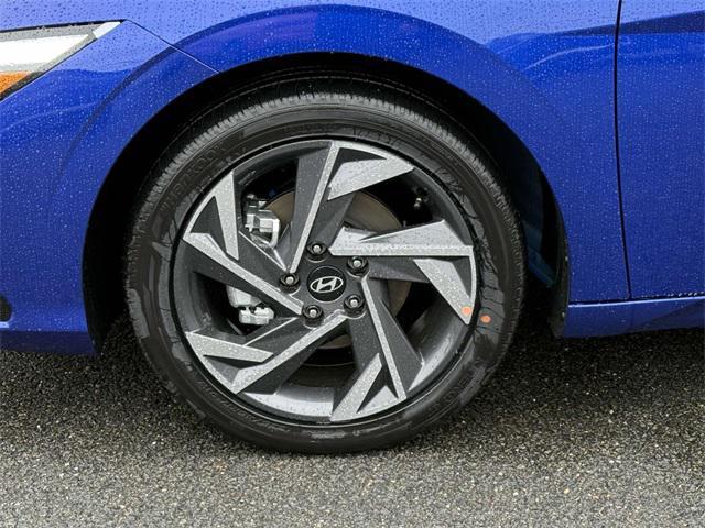 new 2025 Hyundai Elantra car, priced at $30,325