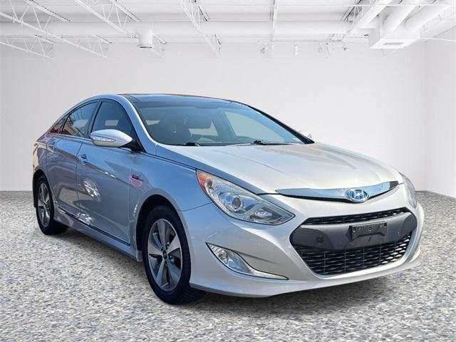 used 2012 Hyundai Sonata Hybrid car, priced at $6,800