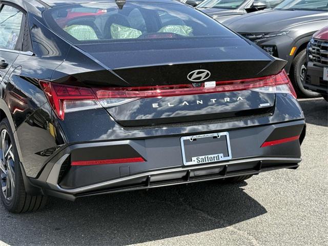 new 2025 Hyundai ELANTRA HEV car, priced at $29,155
