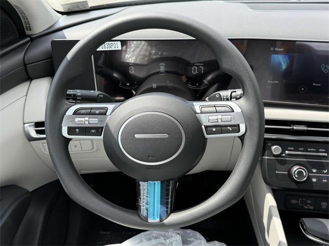 new 2025 Hyundai Tucson car, priced at $31,005