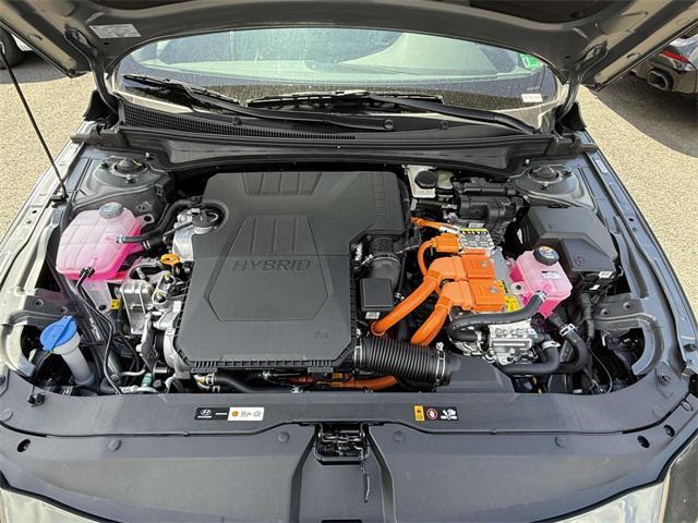 new 2025 Hyundai ELANTRA HEV car, priced at $29,155