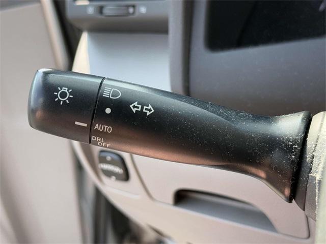 used 2009 Toyota Camry Hybrid car, priced at $7,500