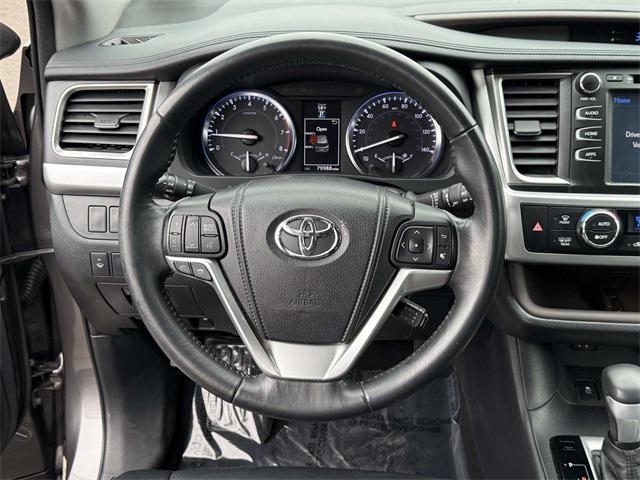 used 2015 Toyota Highlander car, priced at $20,128