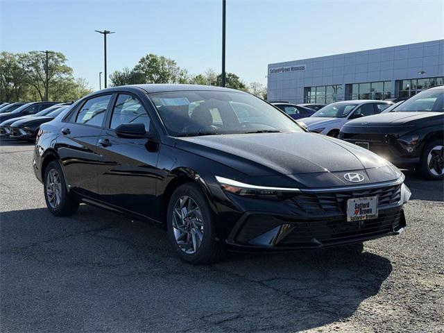 new 2025 Hyundai ELANTRA HEV car, priced at $25,835