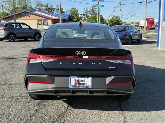new 2025 Hyundai ELANTRA HEV car, priced at $25,835