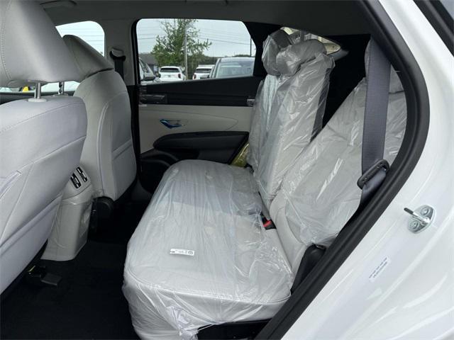 new 2025 Hyundai TUCSON Hybrid car, priced at $34,710