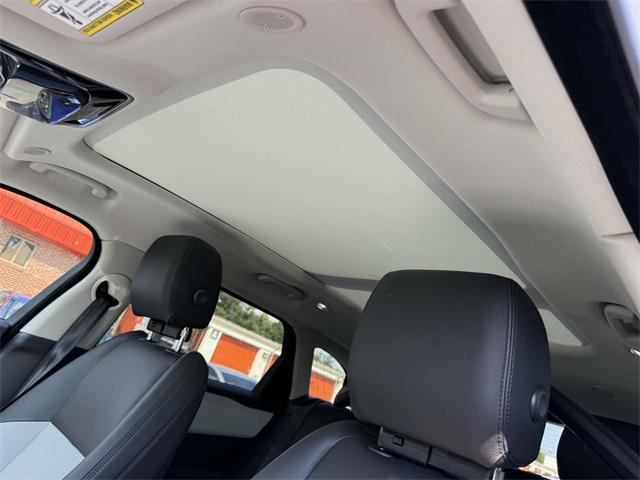 used 2025 Land Rover Range Rover Velar car, priced at $57,900