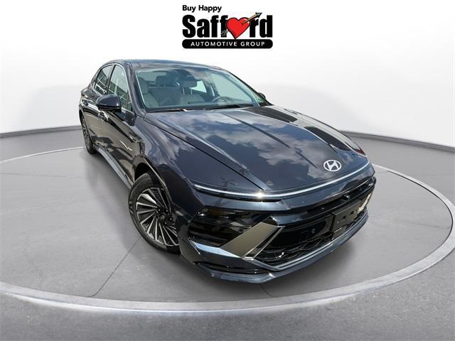 used 2025 Hyundai Sonata Hybrid car, priced at $34,700