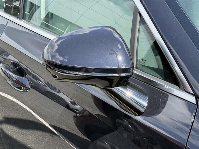 used 2025 Hyundai Sonata Hybrid car, priced at $34,700