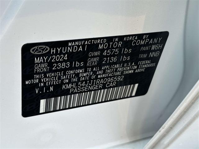 new 2024 Hyundai Sonata Hybrid car, priced at $38,221