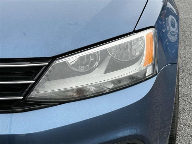 used 2015 Volkswagen Jetta car, priced at $6,000