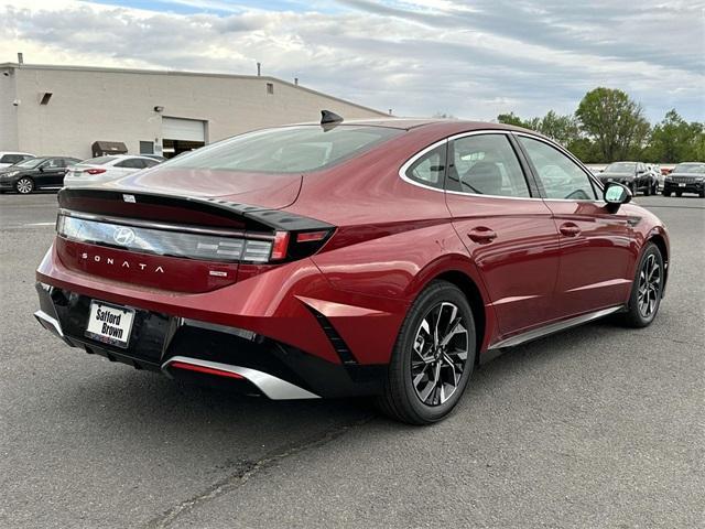 new 2024 Hyundai Sonata car, priced at $29,247