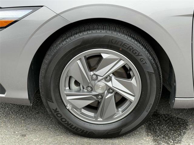 used 2025 Hyundai Elantra car, priced at $19,300