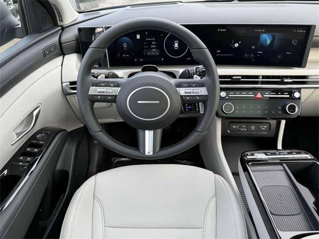 new 2025 Hyundai Tucson car, priced at $48,201