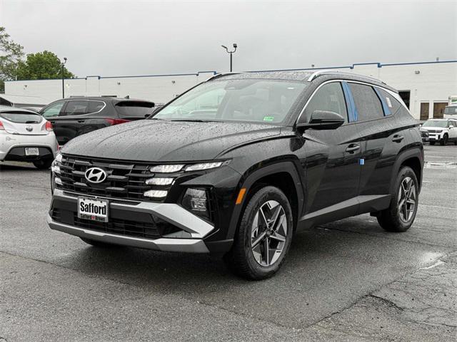 new 2025 Hyundai TUCSON Hybrid car, priced at $37,250