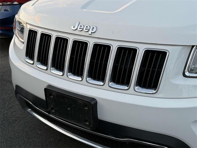 used 2016 Jeep Grand Cherokee car, priced at $15,400