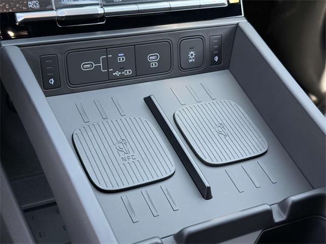 new 2025 Hyundai SANTA FE HEV car, priced at $50,620