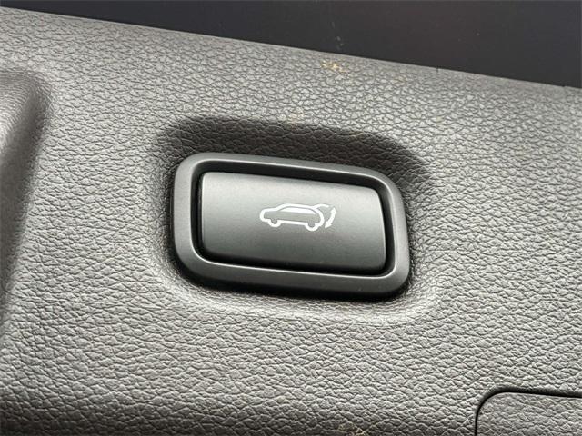 used 2020 Hyundai Santa Fe car, priced at $20,950