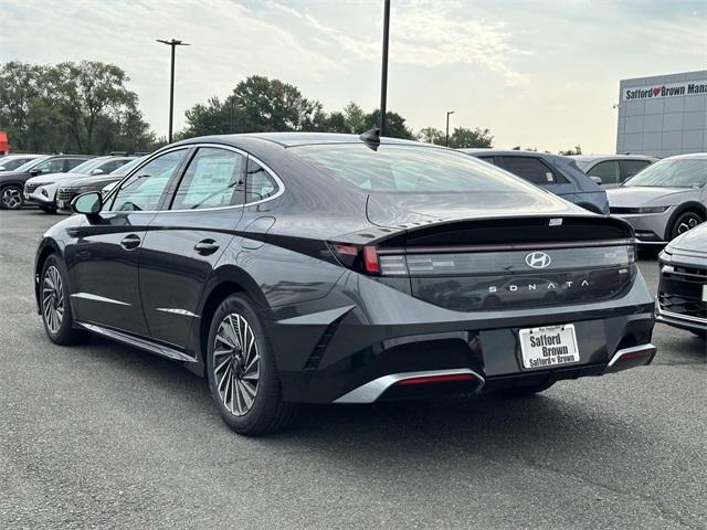 new 2024 Hyundai Sonata Hybrid car, priced at $31,346