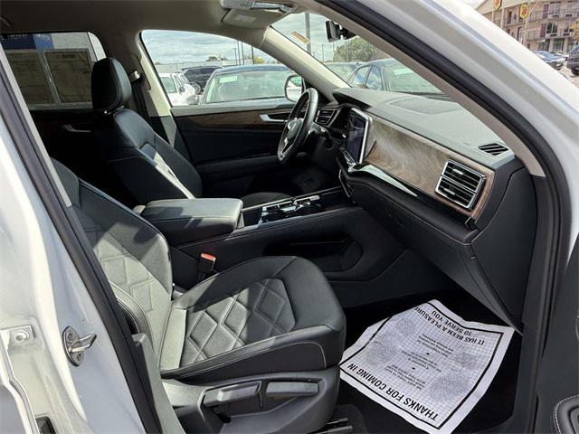 used 2025 Volkswagen Atlas car, priced at $35,297
