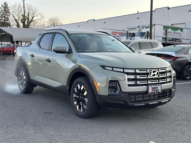 new 2025 Hyundai Santa Cruz car, priced at $34,105