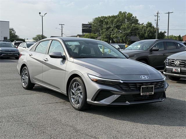 new 2025 Hyundai ELANTRA HEV car, priced at $25,985