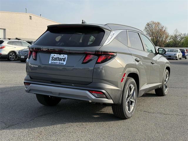 new 2025 Hyundai Tucson car, priced at $30,940